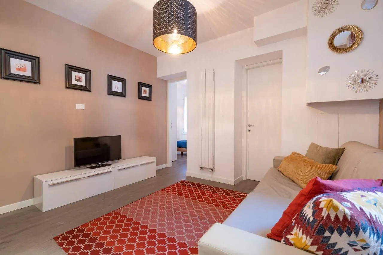 베니스 Cipriani Frari Canal View 아파트