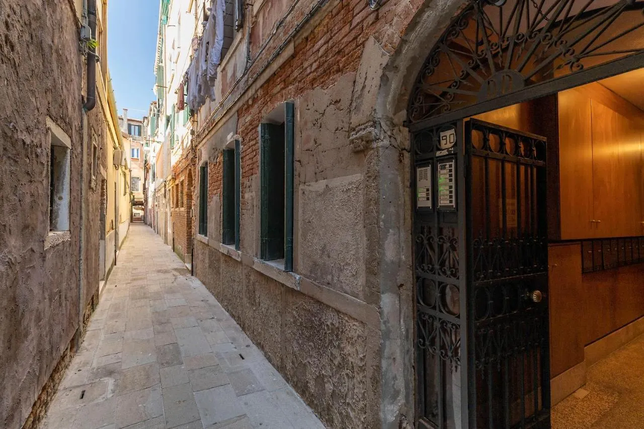 베니스 Cipriani Frari Canal View 아파트 0*,  이탈리아